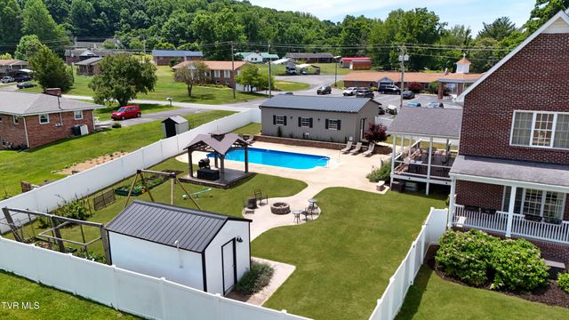 146 Hopson Road, Johnson City, TN 37601