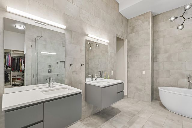 9136 Abram Drive, Waukee, IA 50266