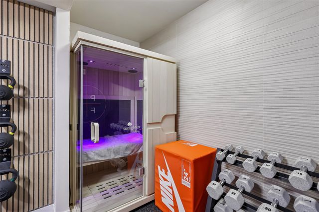 9136 Abram Drive, Waukee, IA 50266