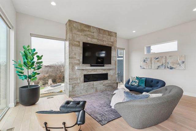 9136 Abram Drive, Waukee, IA 50266