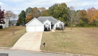 4147 Green Field Drive, Douglasville, GA 30135