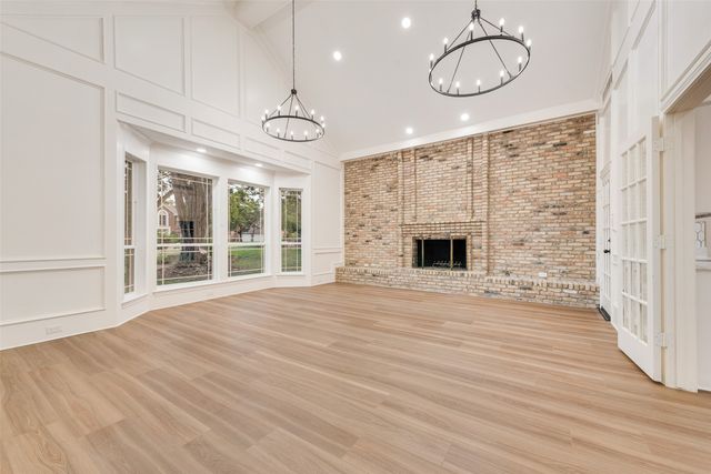 811 Cobblestone Court, Cedar Hill, TX 75104