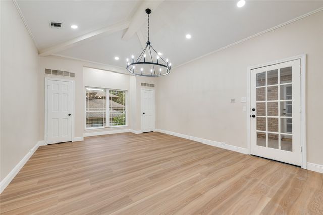 811 Cobblestone Court, Cedar Hill, TX 75104