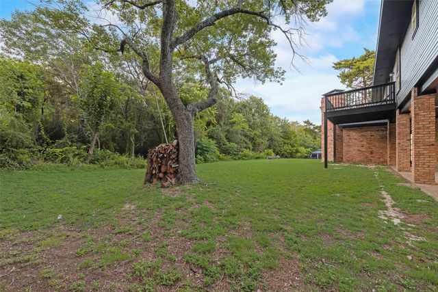 811 Cobblestone Court, Cedar Hill, TX 75104