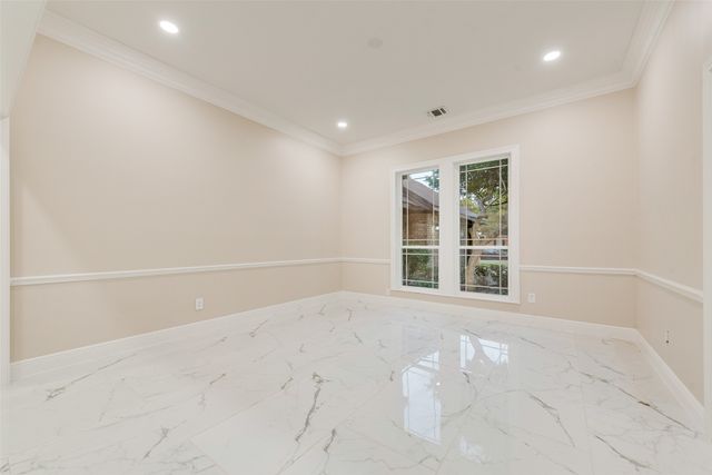 811 Cobblestone Court, Cedar Hill, TX 75104