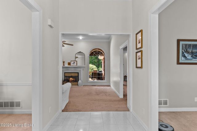 1900 Grand Villa Dr, La Grange, KY 40031