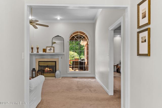 1900 Grand Villa Dr, La Grange, KY 40031