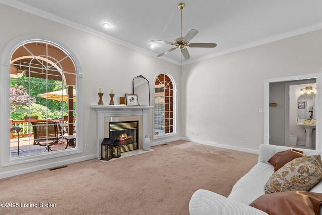 1900 Grand Villa Dr, La Grange, KY 40031