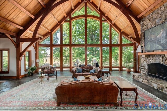 18546 Taylors Creek Rd, Montpelier, VA 23192