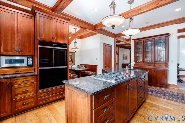18546 Taylors Creek Rd, Montpelier, VA 23192