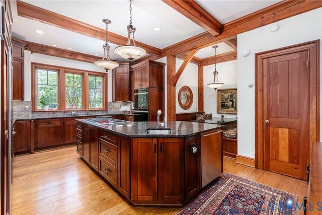 18546 Taylors Creek Rd, Montpelier, VA 23192