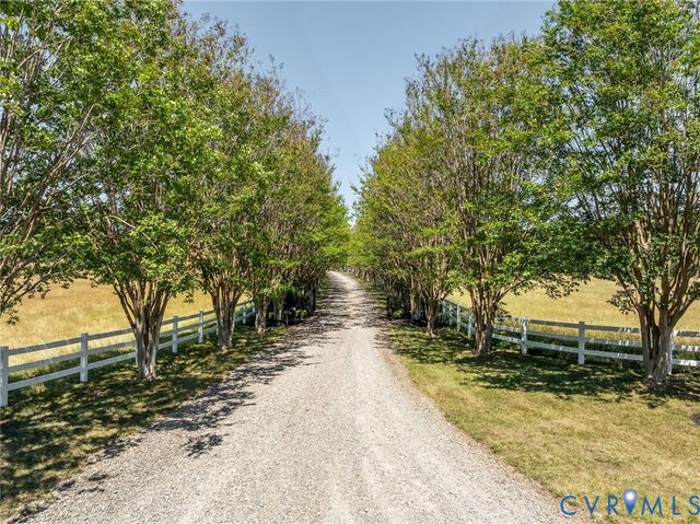 18546 Taylors Creek Rd, Montpelier, VA 23192
