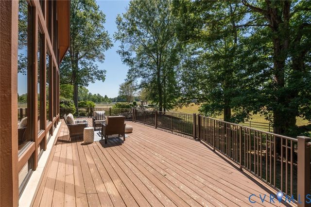 18546 Taylors Creek Rd, Montpelier, VA 23192