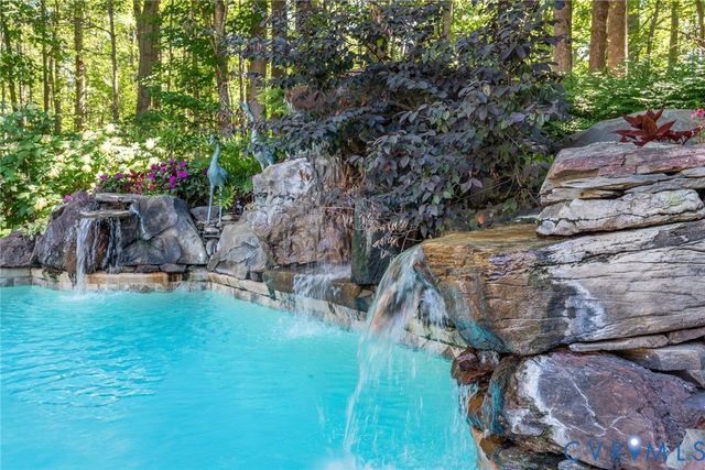 18546 Taylors Creek Rd, Montpelier, VA 23192