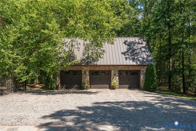 18546 Taylors Creek Rd, Montpelier, VA 23192