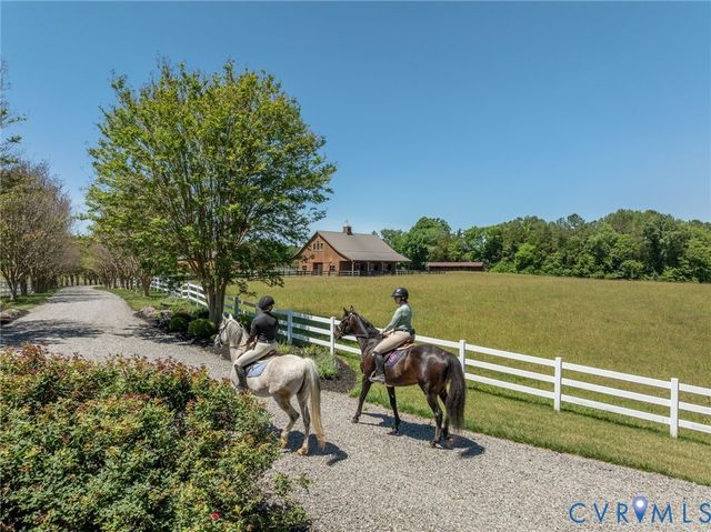 18546 Taylors Creek Rd, Montpelier, VA 23192