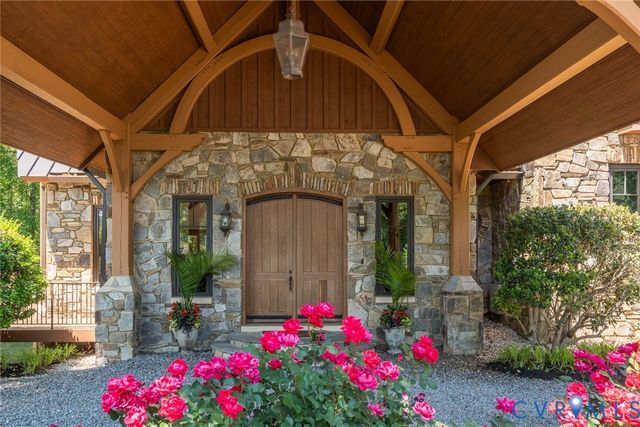 18546 Taylors Creek Rd, Montpelier, VA 23192
