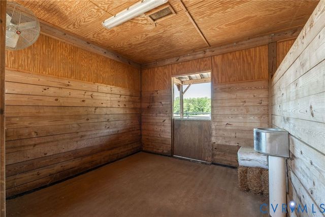 18546 Taylors Creek Rd, Montpelier, VA 23192