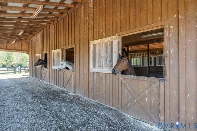 18546 Taylors Creek Rd, Montpelier, VA 23192