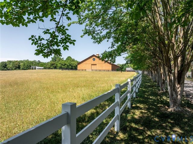 18546 Taylors Creek Rd, Montpelier, VA 23192