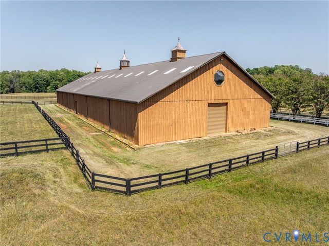 18546 Taylors Creek Rd, Montpelier, VA 23192