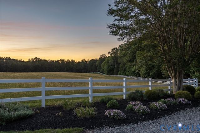 18546 Taylors Creek Rd, Montpelier, VA 23192
