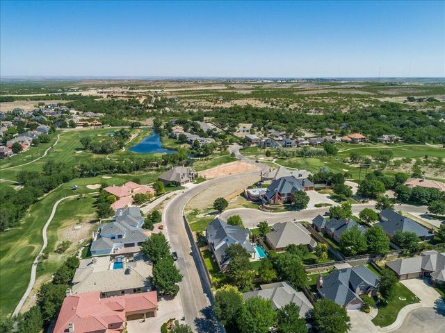 27 CARNOUSTIE Lane, Amarillo, TX 79124