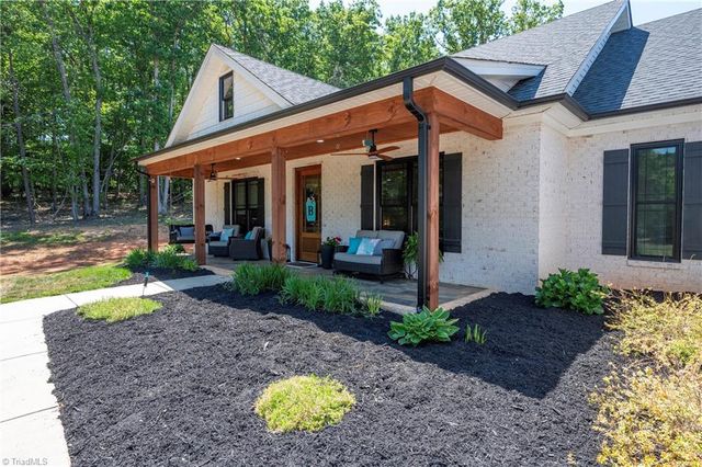 7988 Ridge Road, Tobaccoville, NC 27050