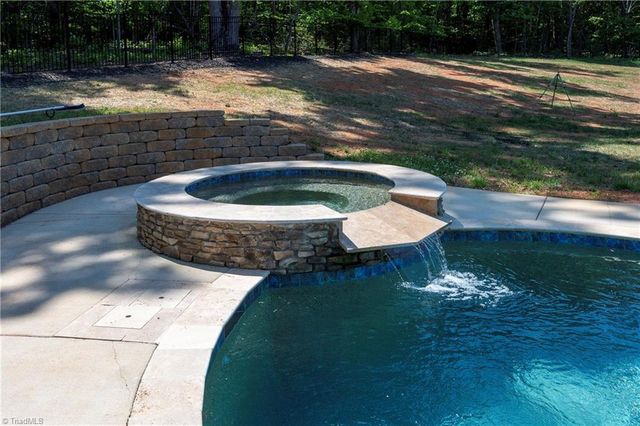 7988 Ridge Road, Tobaccoville, NC 27050