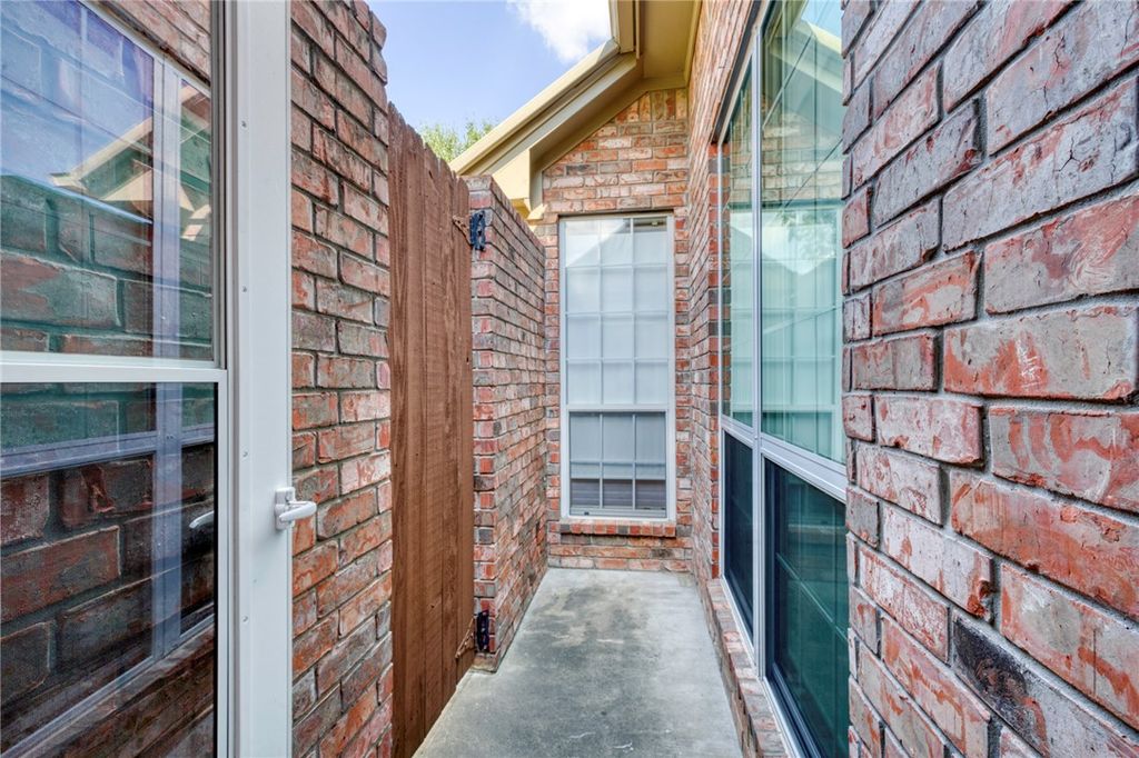 602 Clovis Court, College Station, TX 77845 — photo 5