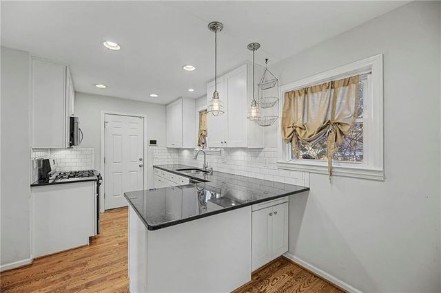 506 E 66th Terrace, Kansas City, MO 64131