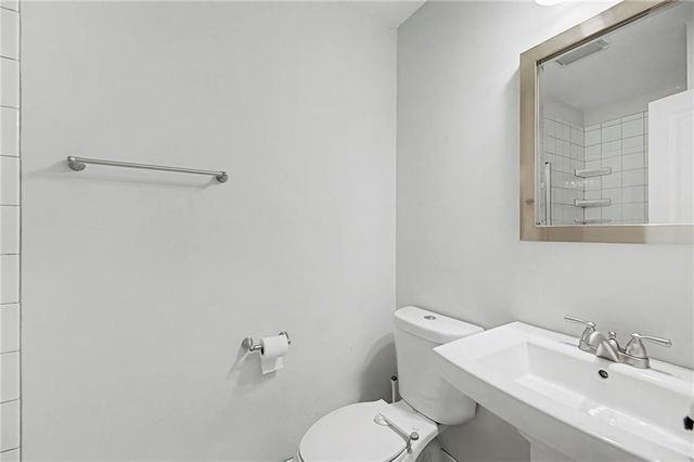 506 E 66th Terrace, Kansas City, MO 64131