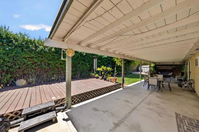 10131 Tres Lagos Court, Spring Valley, CA 91977