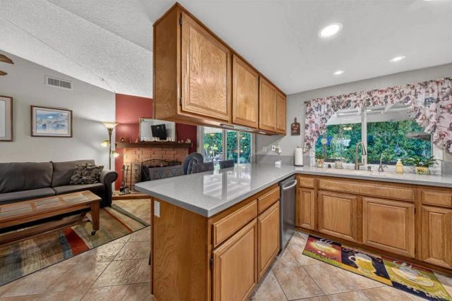 10131 Tres Lagos Court, Spring Valley, CA 91977