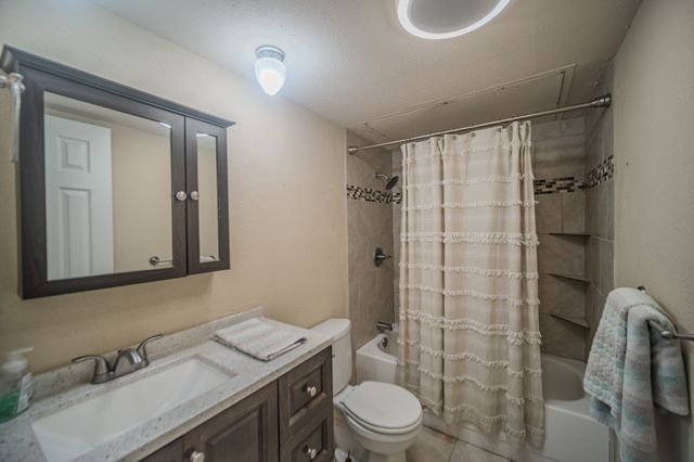 6802 Blackberry Drive, Arlington, TX 76016