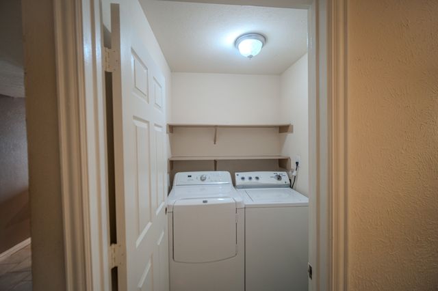 6802 Blackberry Drive, Arlington, TX 76016