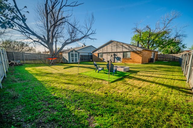 6802 Blackberry Drive, Arlington, TX 76016