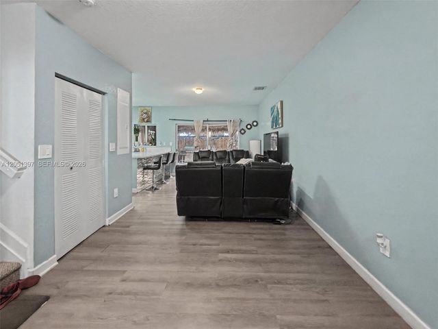 396 NW 12th Pl, Florida City, FL 33034