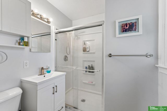 1274 S 165 Avenue, Omaha, NE 68130