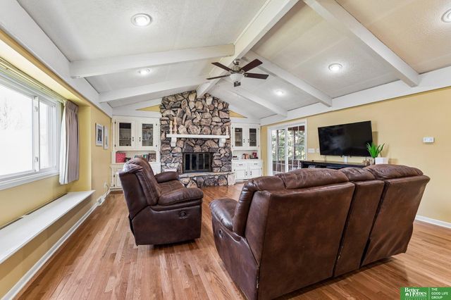 1274 S 165 Avenue, Omaha, NE 68130