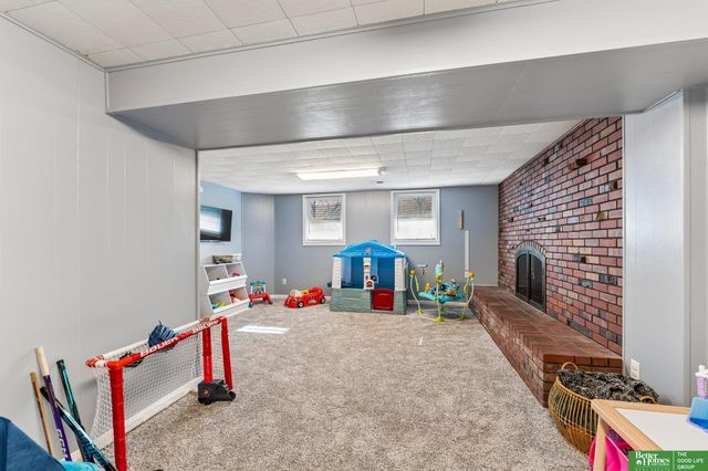 1274 S 165 Avenue, Omaha, NE 68130