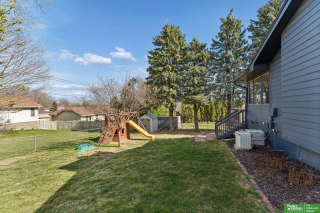 1274 S 165 Avenue, Omaha, NE 68130