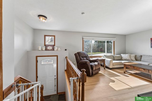 1274 S 165 Avenue, Omaha, NE 68130