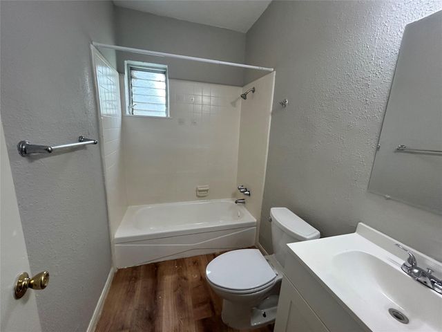 219 Marshall Street 215, Houston, TX 77006