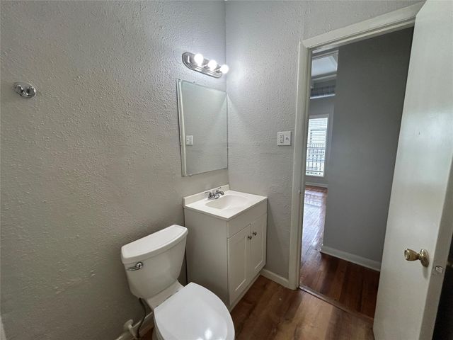 219 Marshall Street 215, Houston, TX 77006