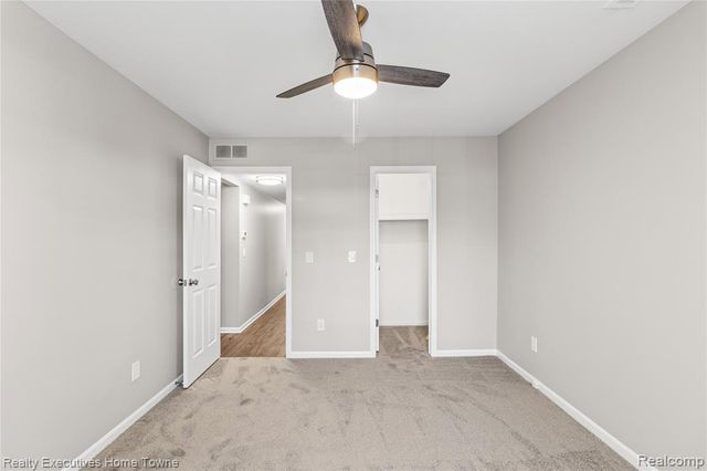 929 Country Club Drive, Saint Clair Shores, MI 48082