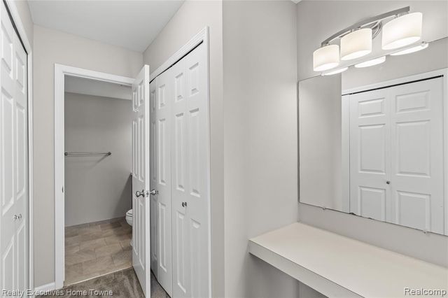 929 Country Club Drive, Saint Clair Shores, MI 48082