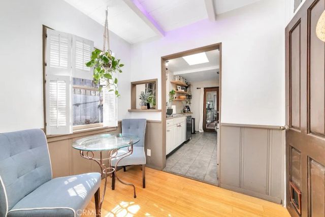 8869 Lookout Mountain Ave, Los Angeles, CA 90046