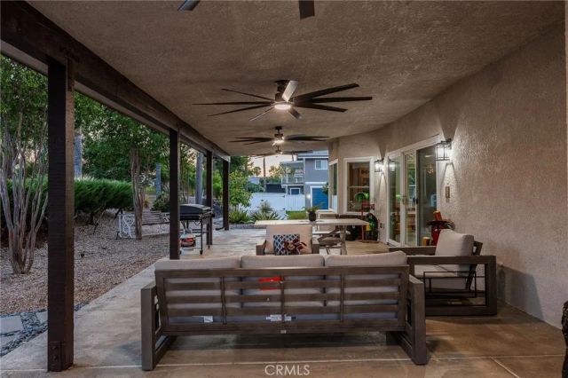 23137 Canyon Lake South, Canyon Lake, CA 92587
