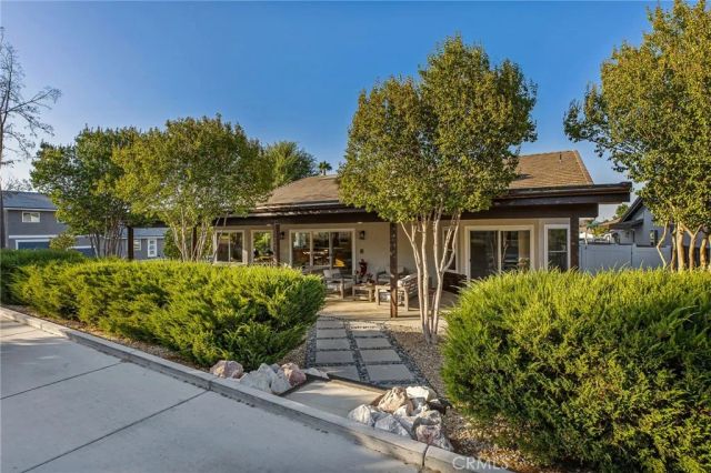 23137 Canyon Lake South, Canyon Lake, CA 92587